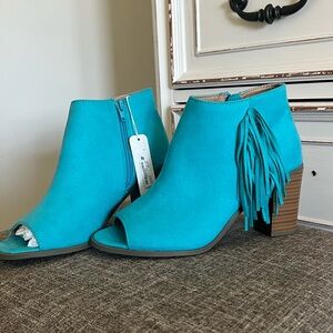 🆕 Women Faux Suede Peep Toe Fringe Chunky Heel Bootie size 8